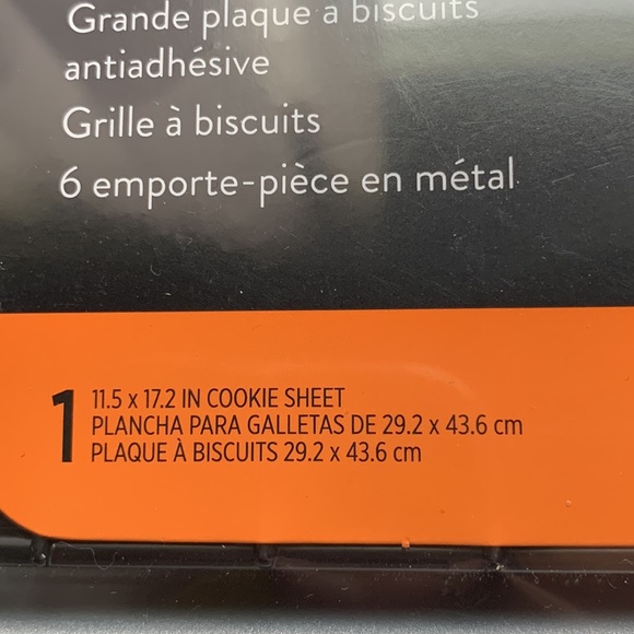 Wilton Cookie Baking Set 8 Piece Set - Picture 6 of 10